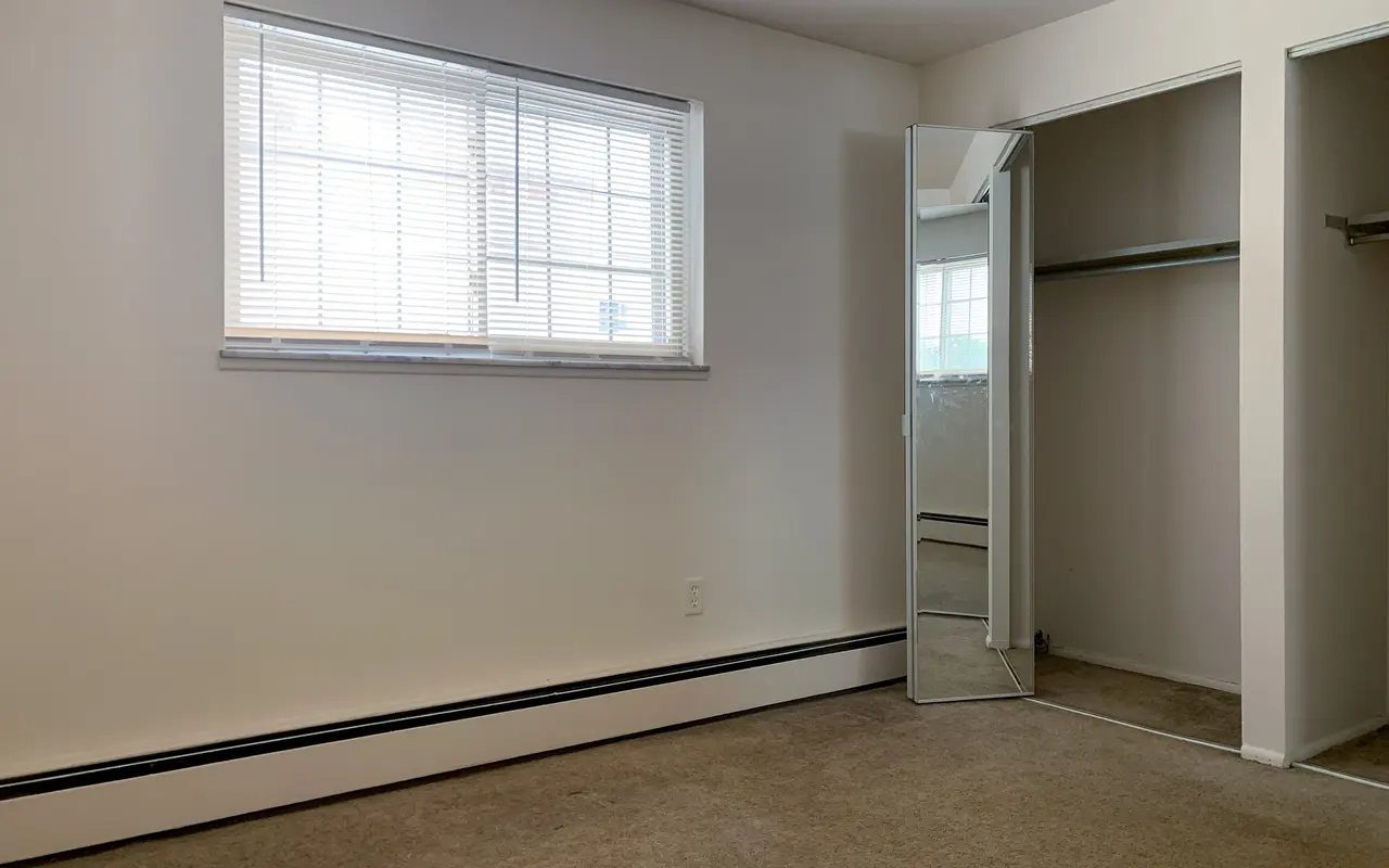 Riverview Club - Corner, Floor, Flooring