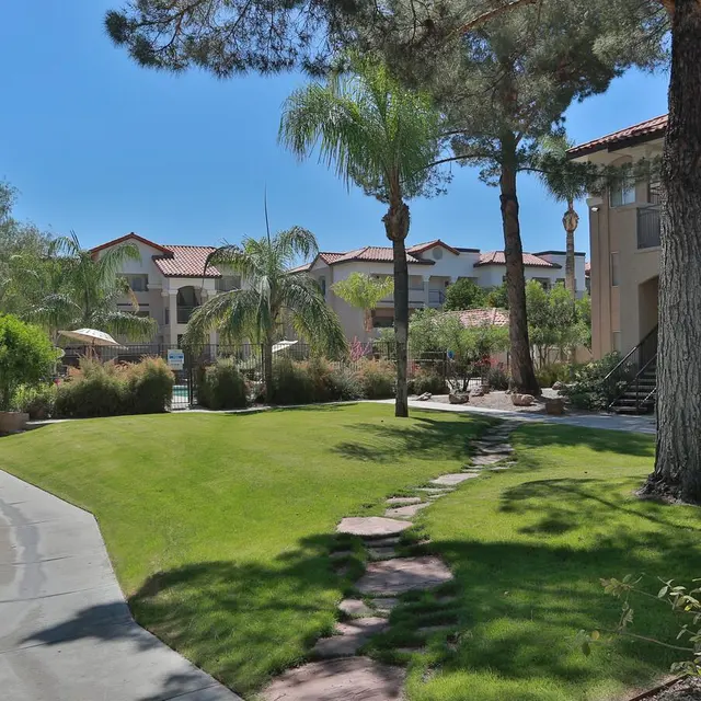 Lantana - Building, Housing, Villa