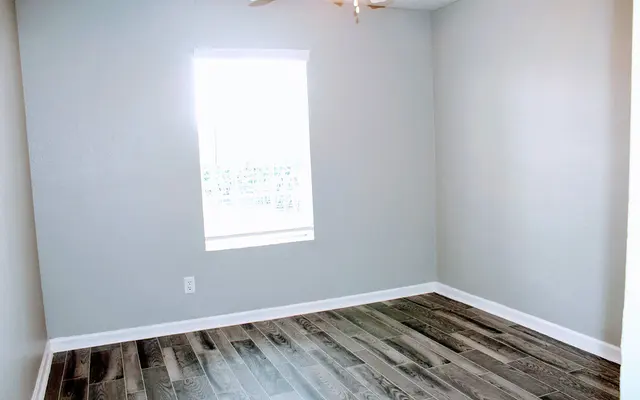 Northwest Corners - Floor