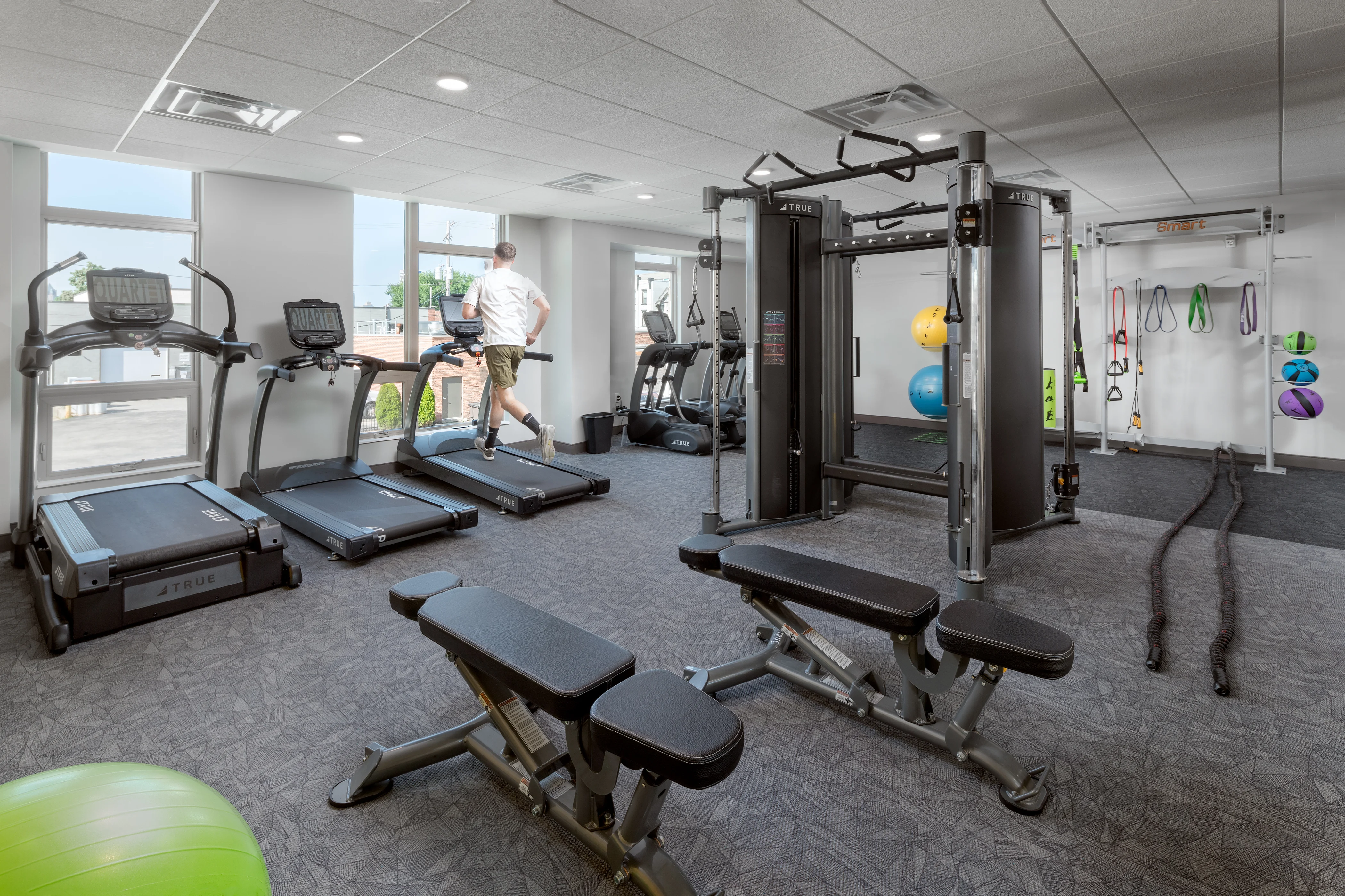 Quartet Apartments - Fitness, Pilates, Working Out