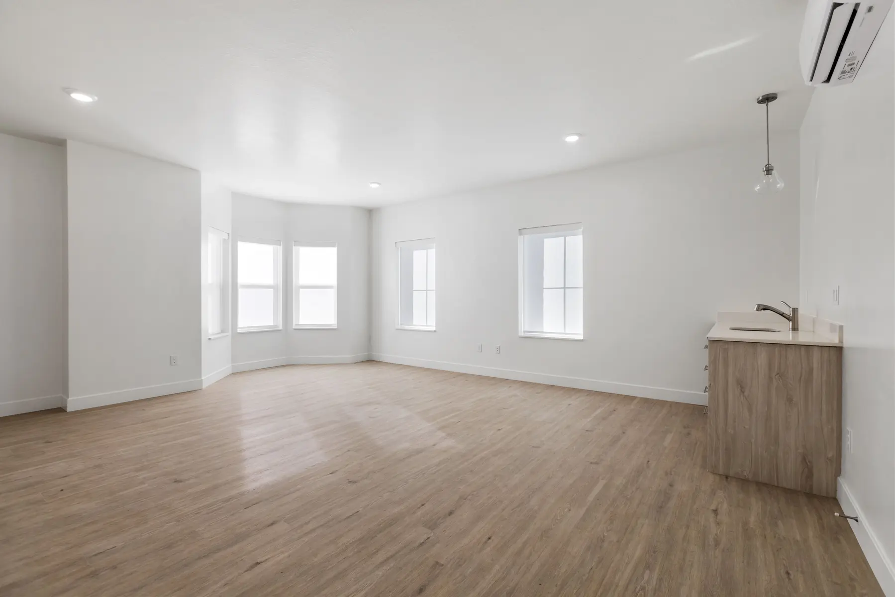 L59 Apartments L59 Apartments - Corner, Floor, Flooring