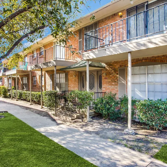 The Burgundy - Building, exterior apartment, balcony