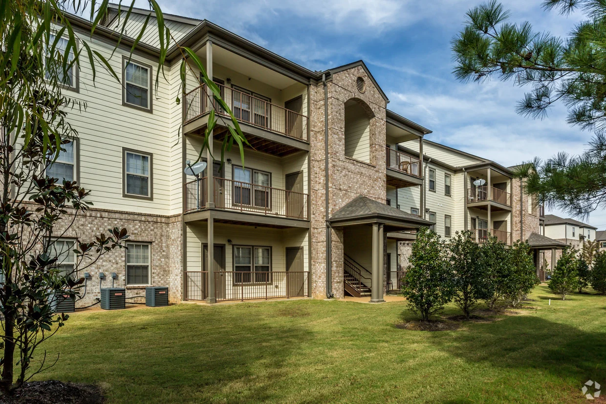 Centennial Gardens - Grass, Plant, High Rise