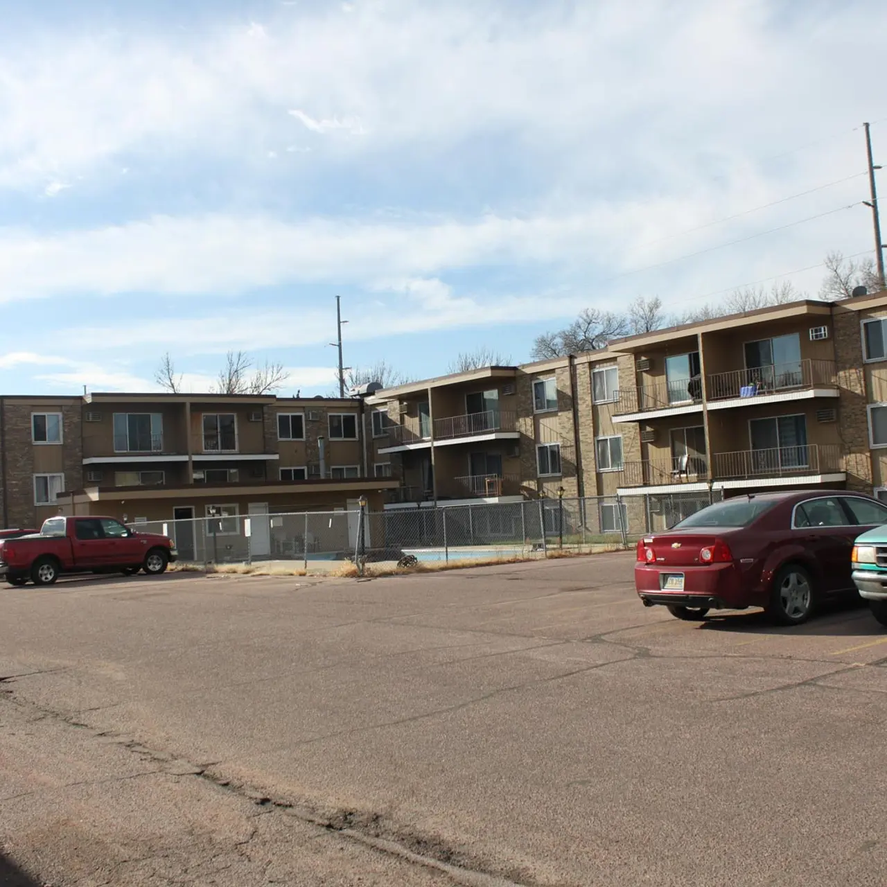 Parkview Apartments - Wheel, Transportation