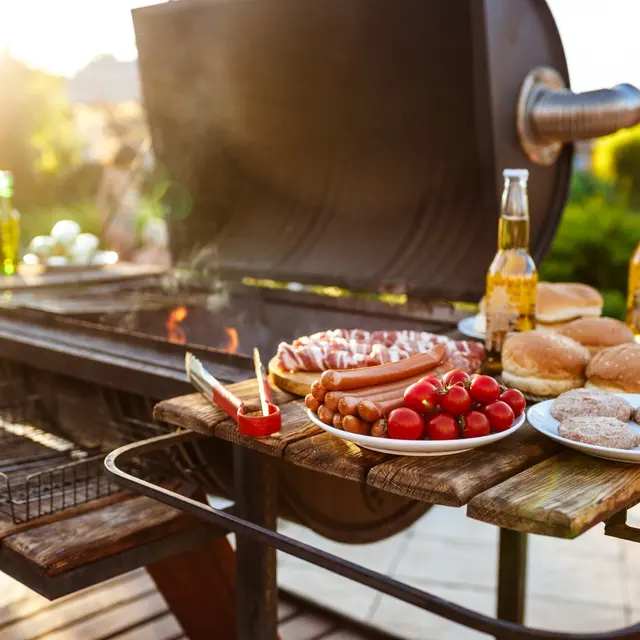 Regency West Apartments - Brunch, Food, Bbq