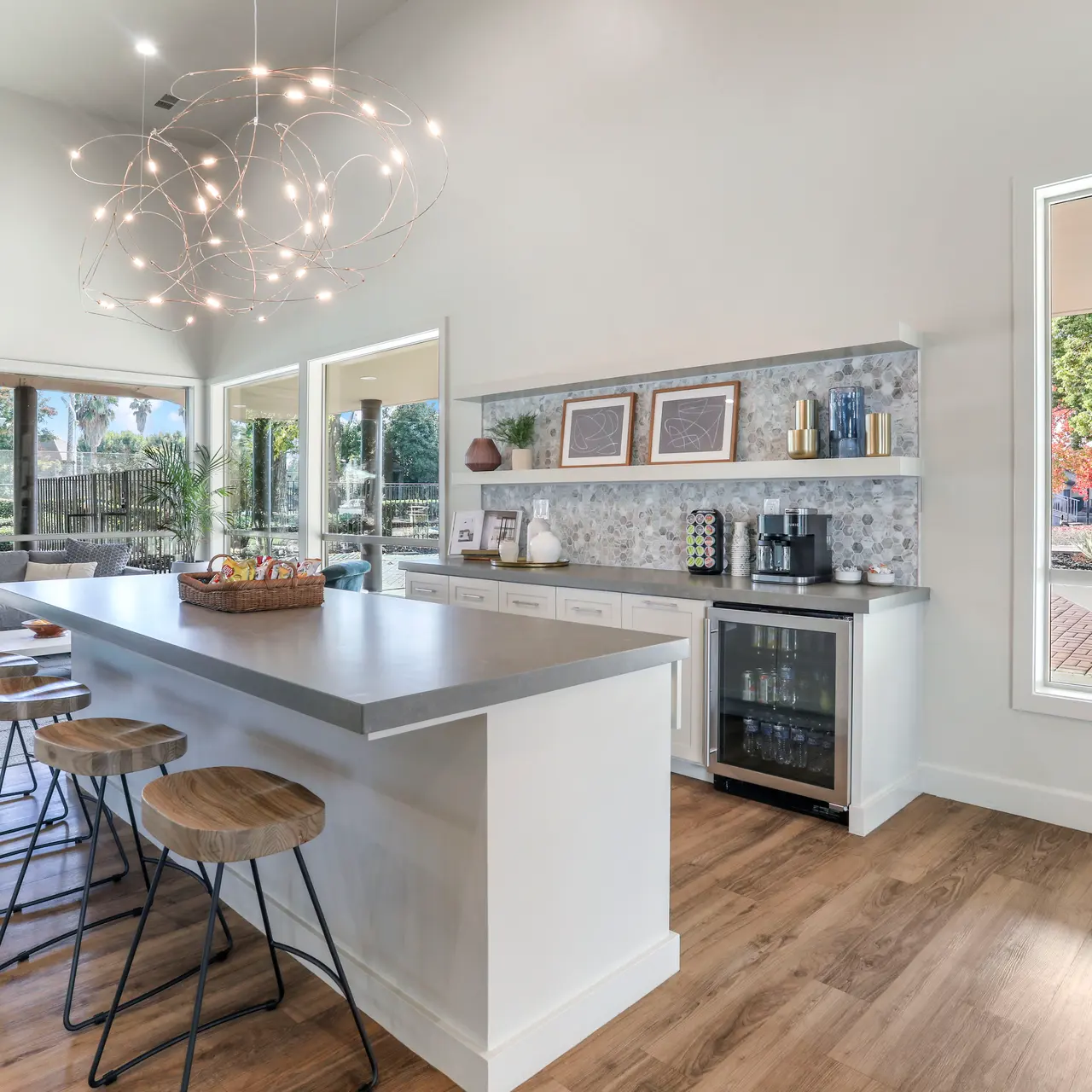 Venetian Bridges - Indoors, Interior Design, Dining Room