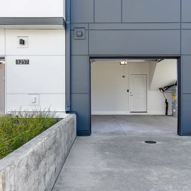 Savanna at Reeds Crossing - Garage Savanna at Reeds Crossing - Garage