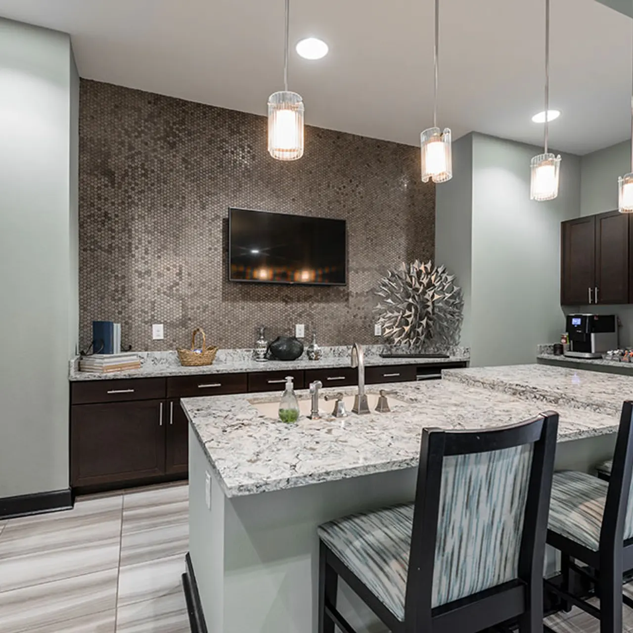 SYNC at Harmony - Room