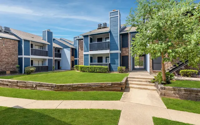 Oak Glen - Suburb, Plant