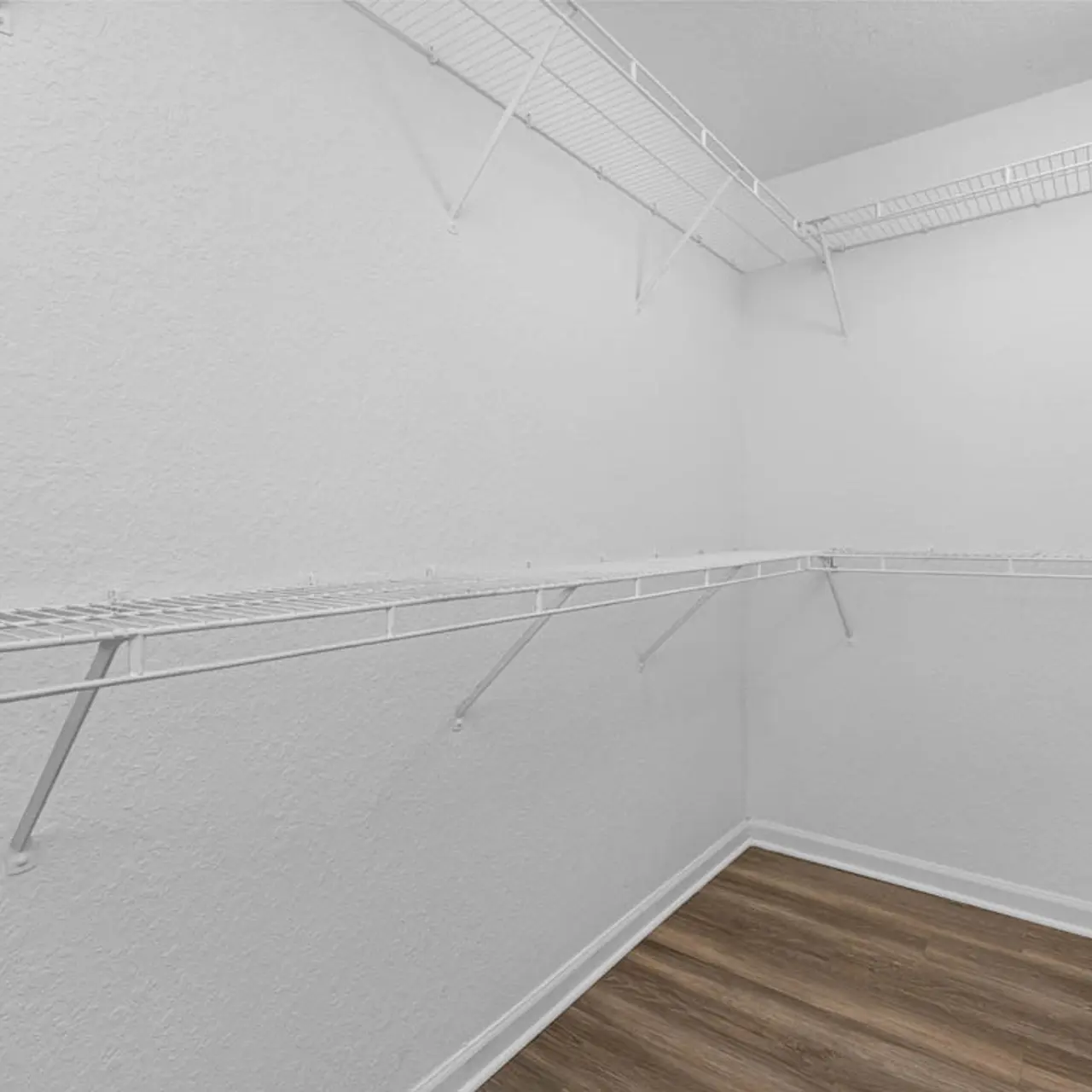 Mill Creek Apartments