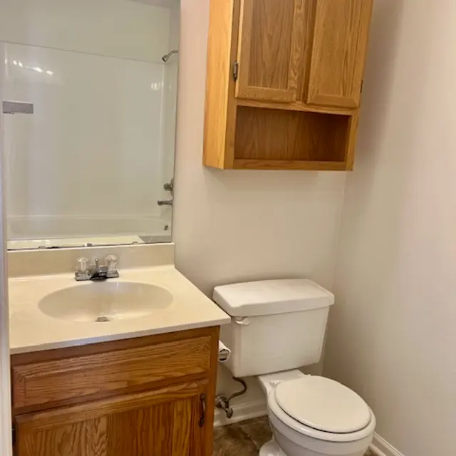 Northgate at Greensburg - Sink, Hardwood, Stained Wood
