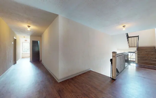 Bella Villa Bella Villa - Wood, Floor