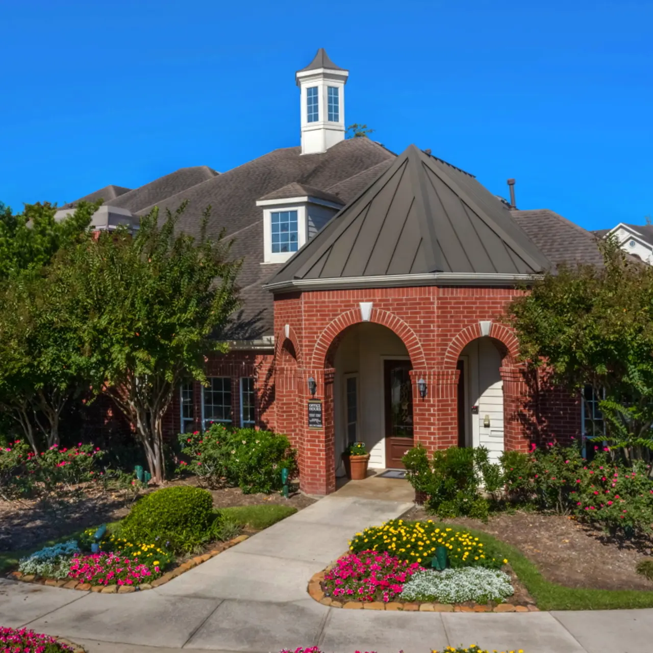 Falls At Borough Park Falls At Borough Park - Roof