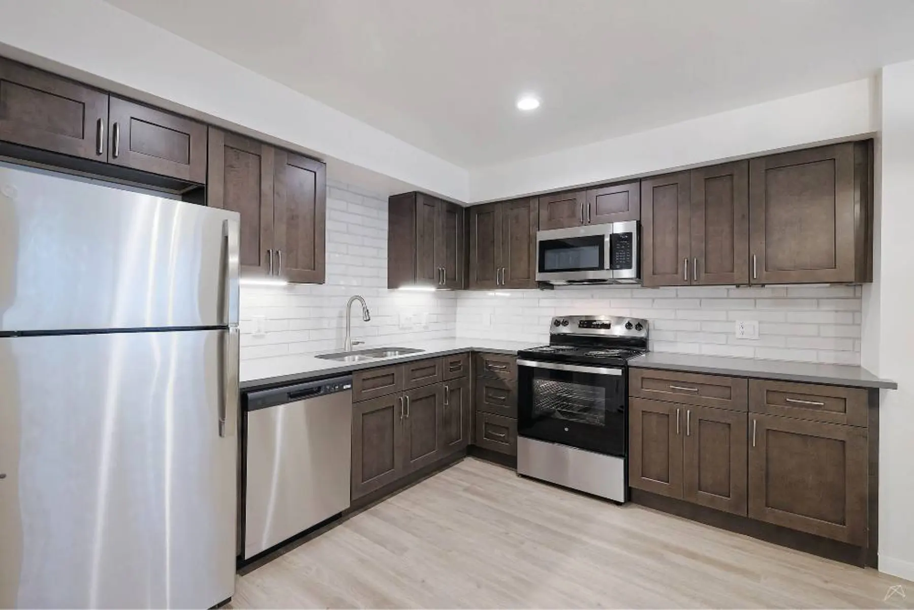 p2527061_Bridge_at_Bent_Tree_Two_Bed_Two_Bath7_2_FloorPlan.jpg