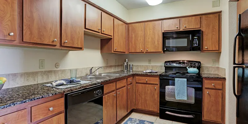 Reserve at Creekbend Apartments - Oven, Room, Indoors