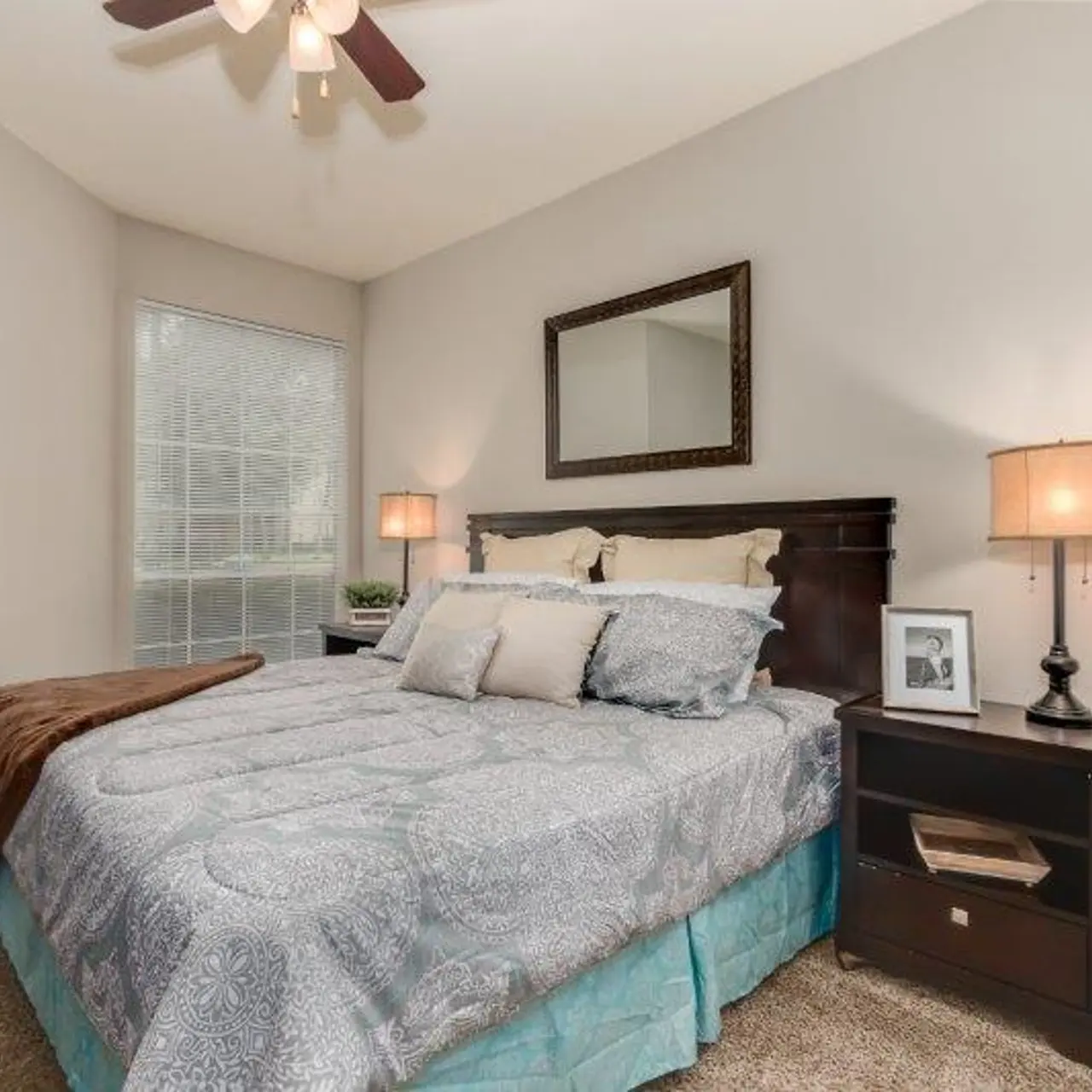 Chartwell Court Apartments Houston Texas