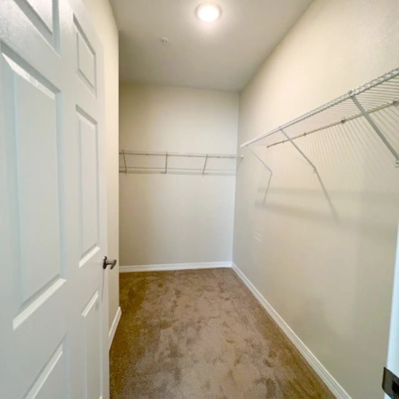 Belmere Belmere - Corner, Floor, Indoors