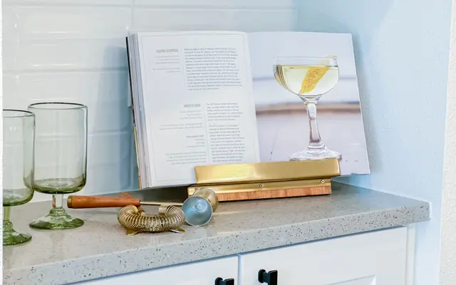 The 1906 at Bishop Ridge - Glass, Window, Windowsill