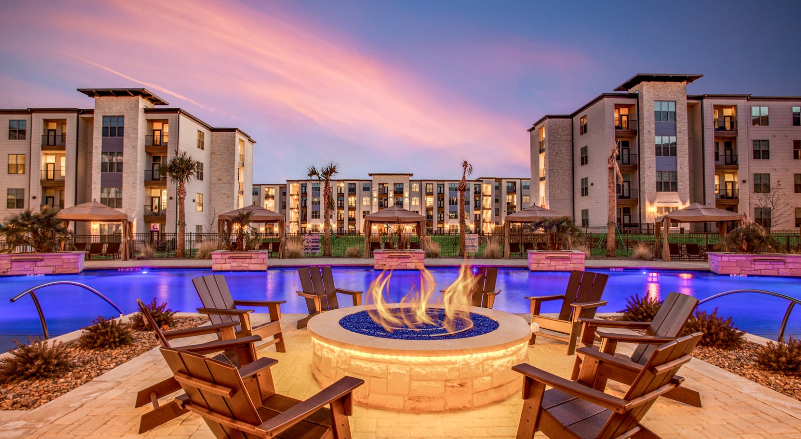 -Mustang Ridge - City, Building, Hotel