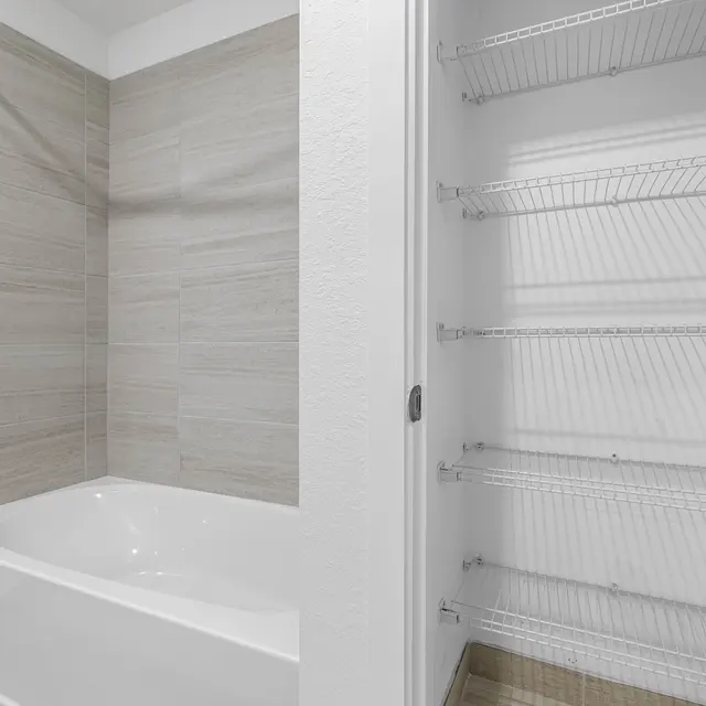 Douglas Gardens-68.jpg