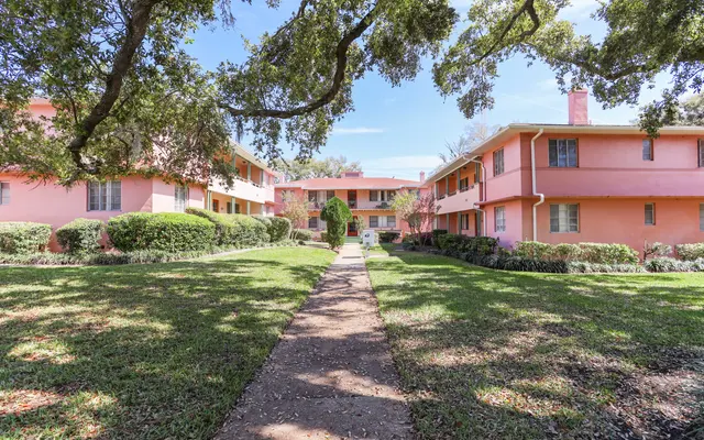 Lake Ivanhoe Shores Apartments - Plant Lake Ivanhoe Shores Apartments - Plant