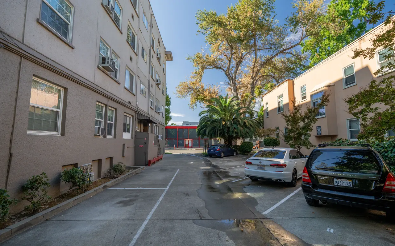 Casa del Rey and Courtyard - City, Road, Street