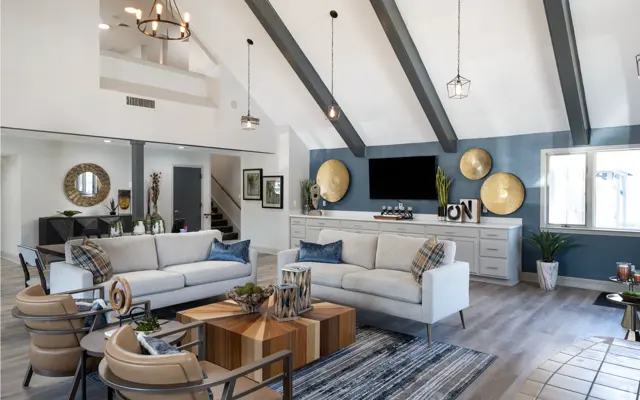 The Pointe at East River Apartments - Home Decor, Furniture, Table