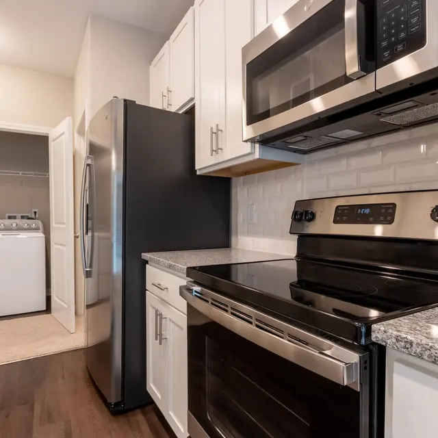 Summer Lake Summer Lake - Room, Indoors, Oven