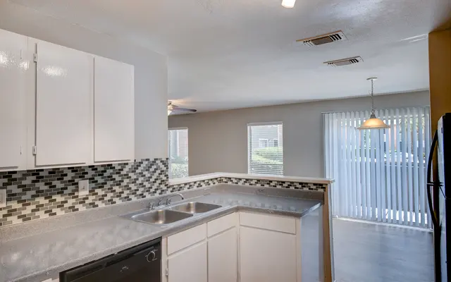 The Park at Woodland Trails The Park at Woodland Trails - Kitchen