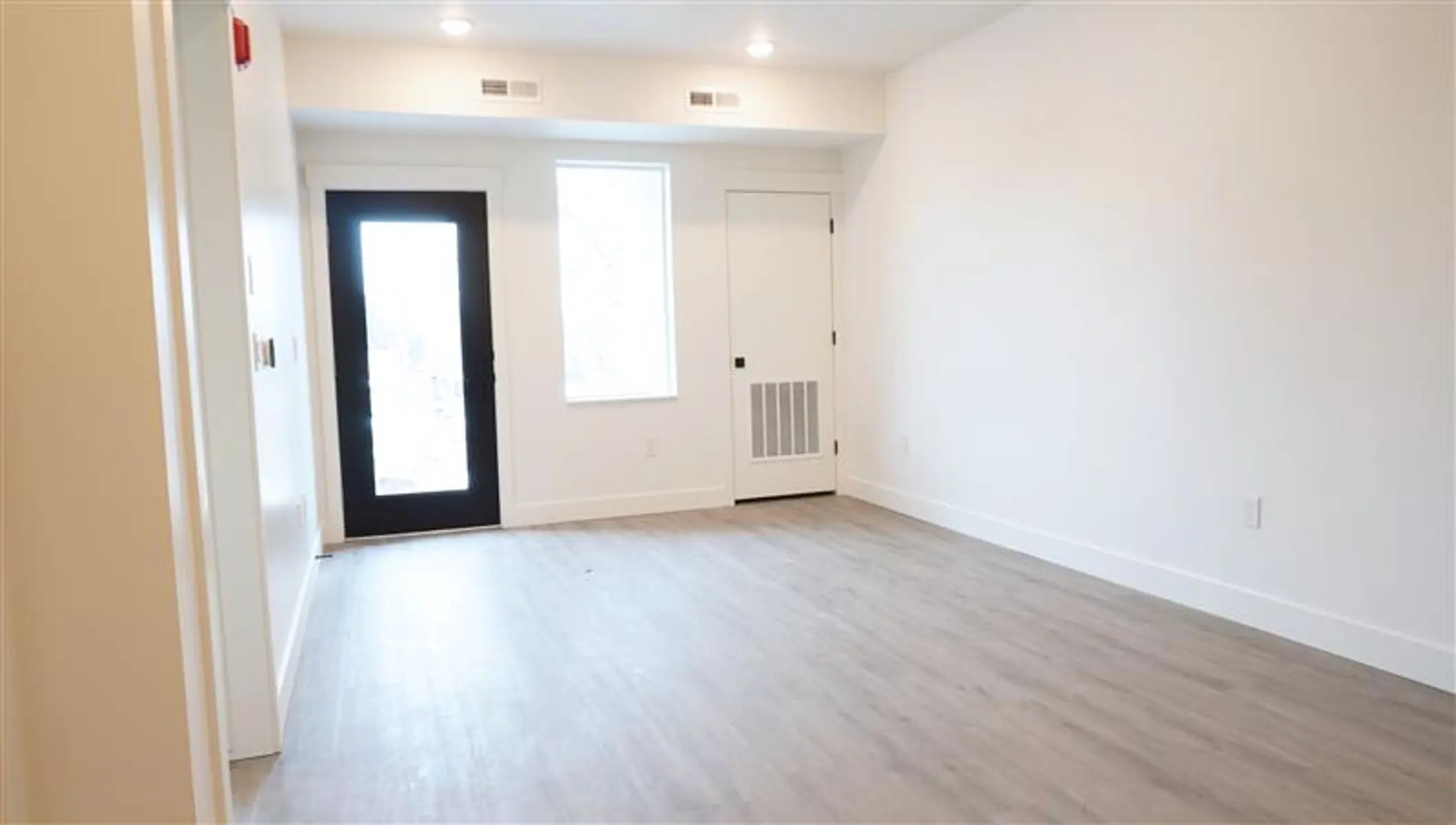 L59 Apartments - Floor, Indoors, Interior Design