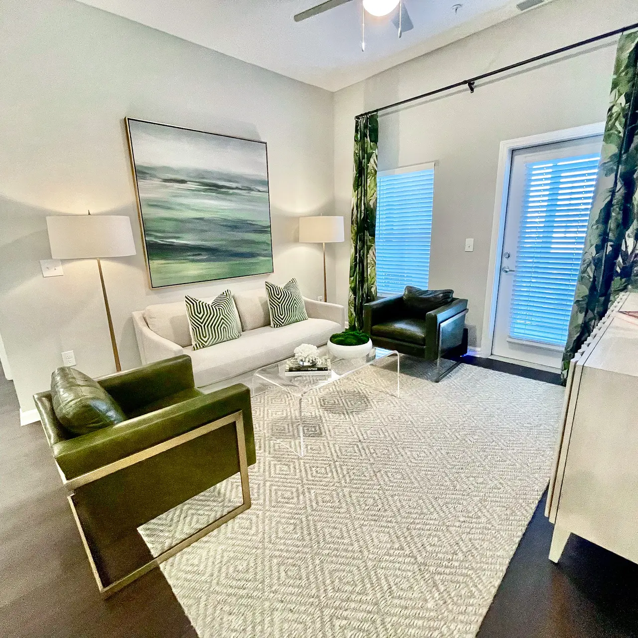 Sea Sound - Rug, Room, Couch