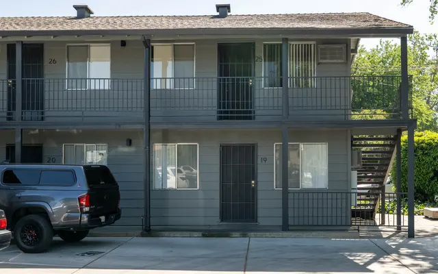 College Manor Apartments - Car, Vehicle, City