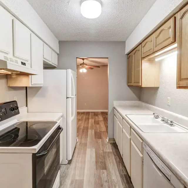 Hillwood Manor - Room, Indoors, Kitchen