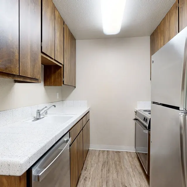 Hazel Wood Apartments - Studio