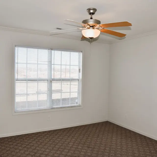 Gilbert Court - Appliance, Ceiling Fan, Device