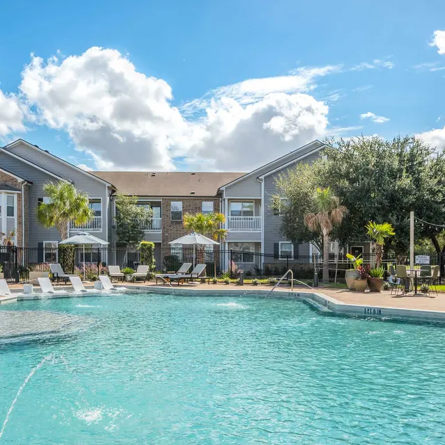 SYNC at Green Trails - Suburb, Pool, Water