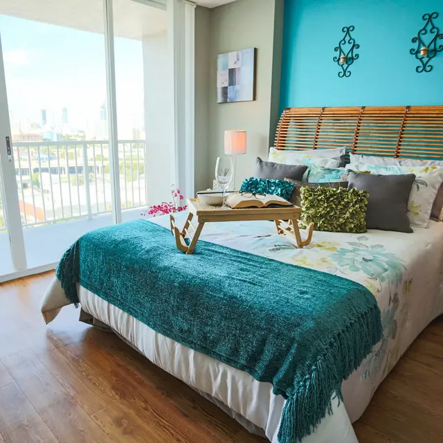 Park Place by the Bay Apartments - Room