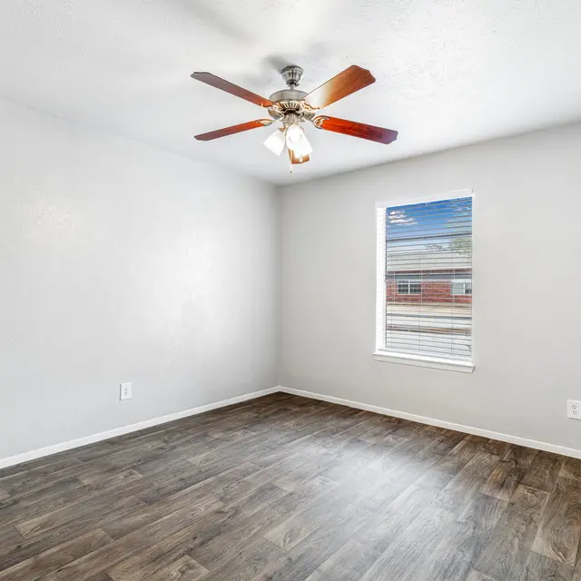 Cottage Row Apartments Cottage Row Apartments - Corner, Floor, Interior Design