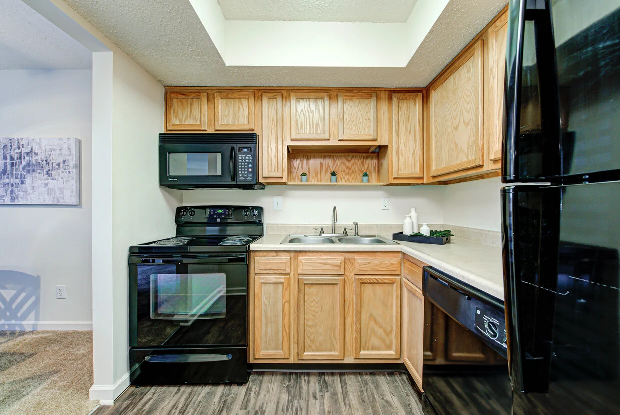 Chateau in the Woods - Kitchen Chateau in the Woods - Kitchen