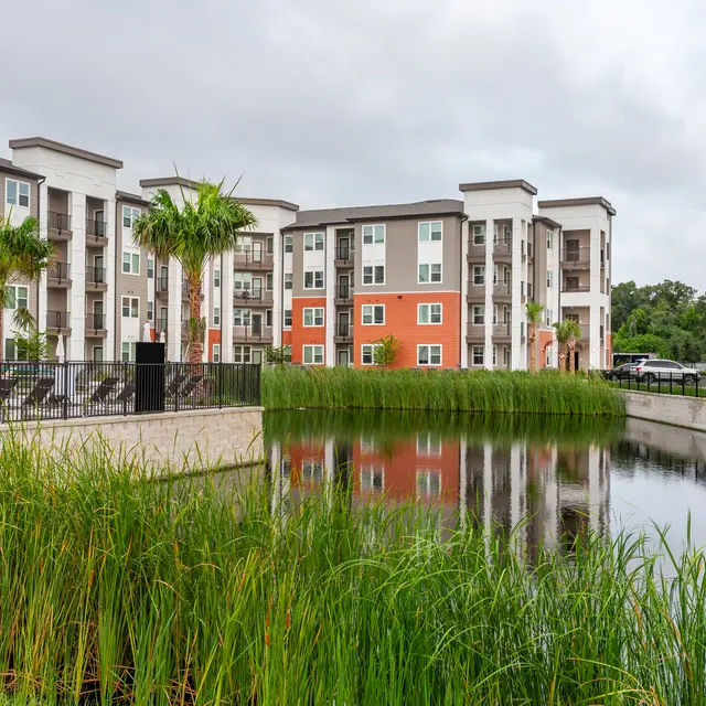 Weston 4 Hundred - City, Urban, Apartment Building