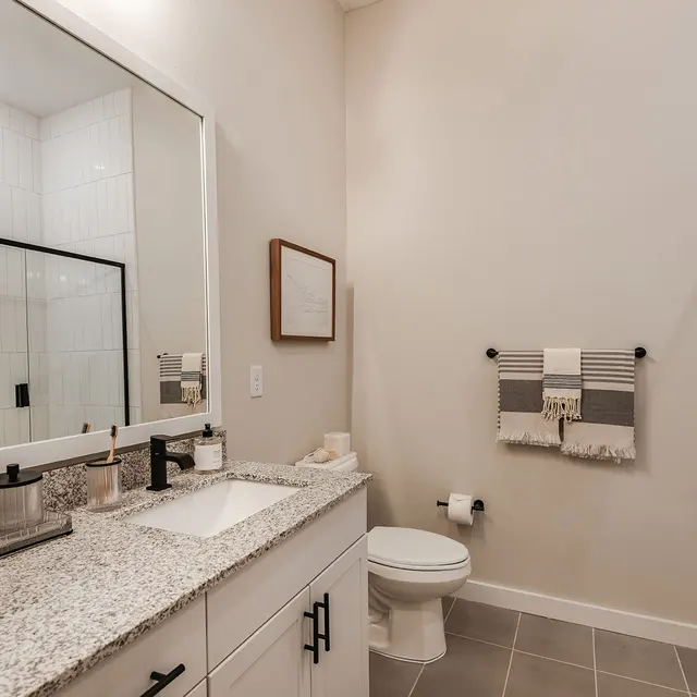 Asbury - Corner, Sink, Sink Faucet