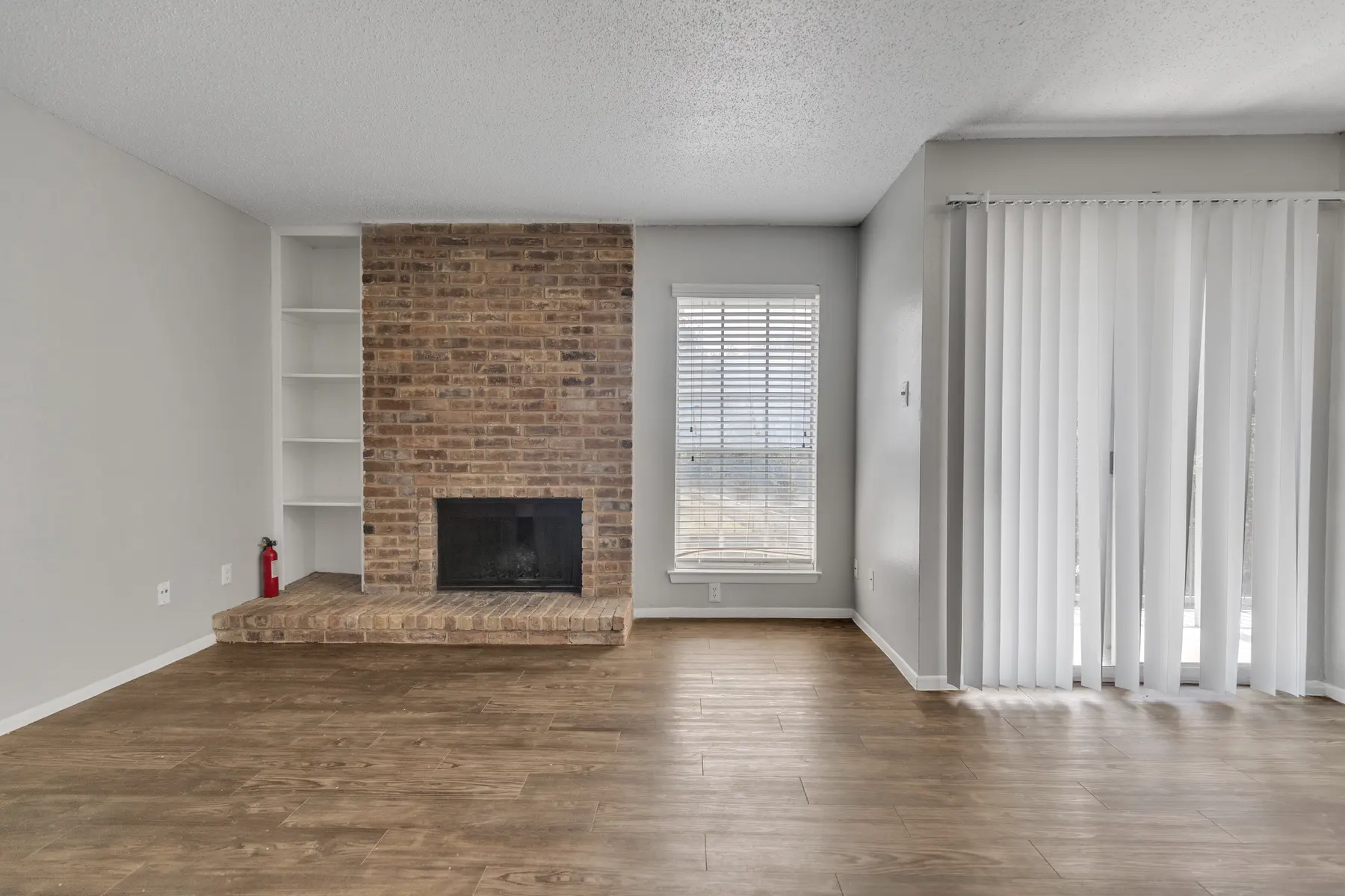 HillCreste at Thousand Oaks - Indoors, Interior Design, Floor