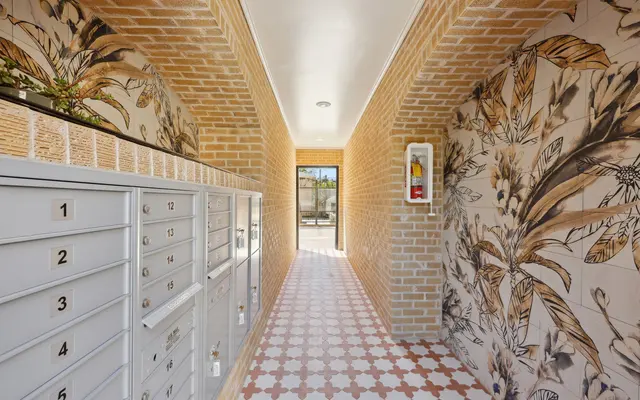 Marquita Court Apartments Marquita Court Apartments - Indoors, Interior Design, Floor