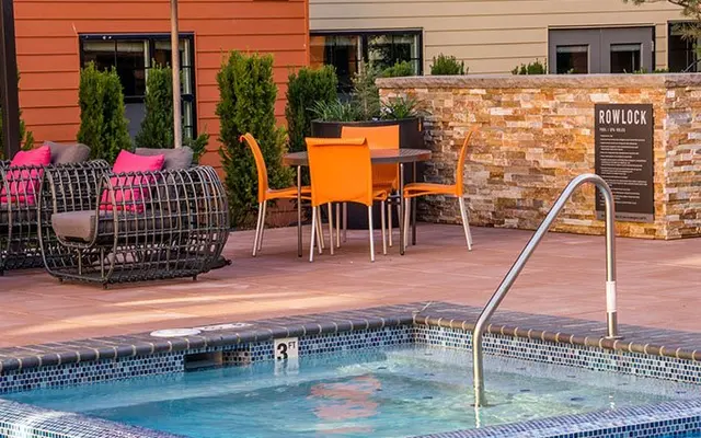 Rowlock - Pool, Chair, Hotel