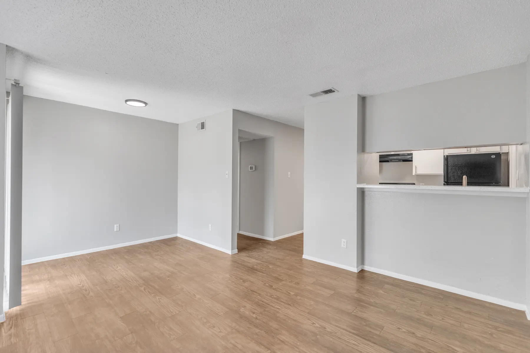 HillCreste at Thousand Oaks - Floor, Indoors, Interior Design