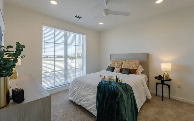 Midtown Highline - Corner, Interior Design, Appliance