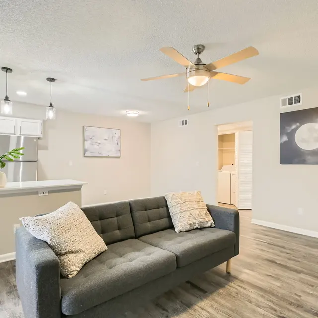 Portofino Club - Living Room