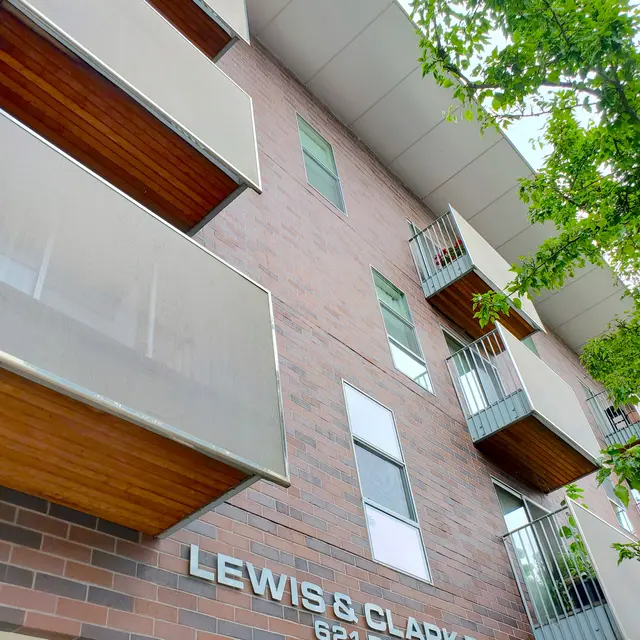 Urban Asset Advisors - Wood