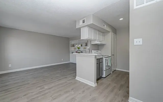 8751 Broadway - Floor, Interior Design, Indoors