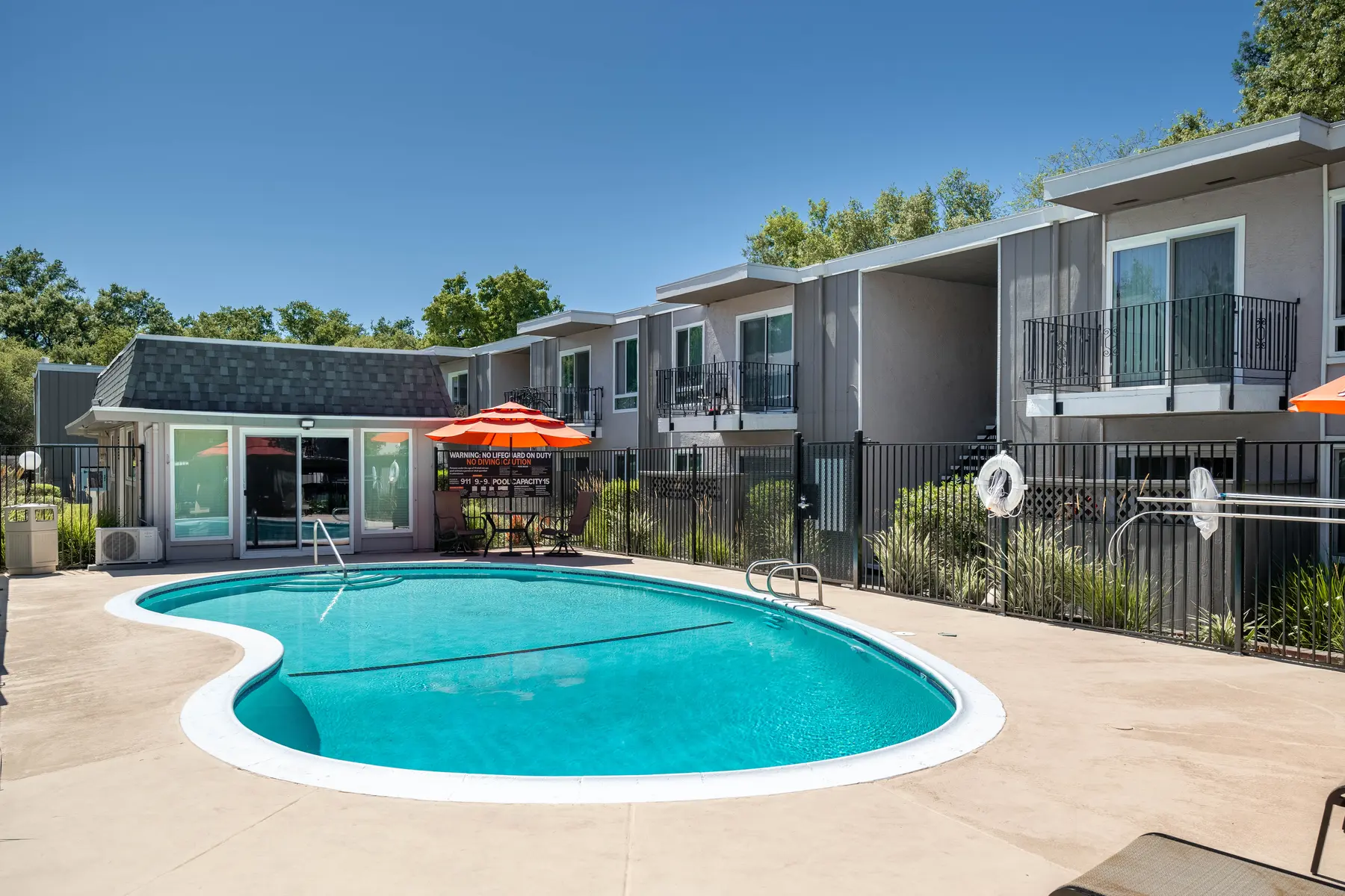 Creekside Oaks - Housing, Villa, Pool